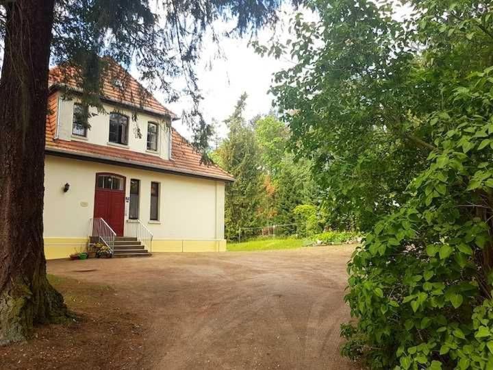 פלדברג Ferienwohnung Villa Am Haussee מראה חיצוני תמונה