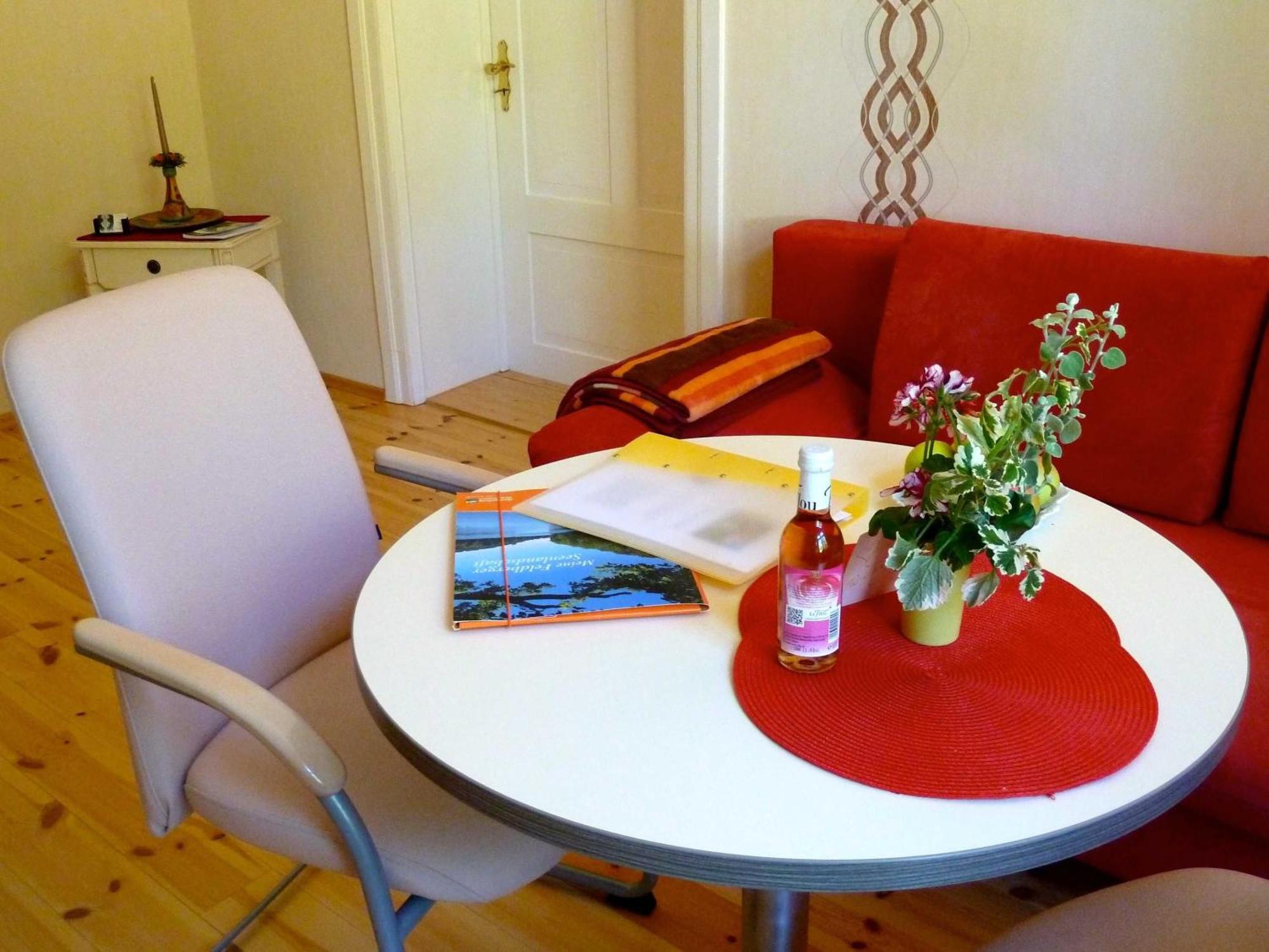 פלדברג Ferienwohnung Villa Am Haussee מראה חיצוני תמונה